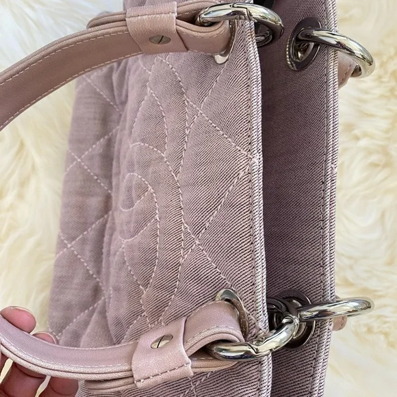 Authentic rare denim light pink Chanel bag - Picture 5 of 13